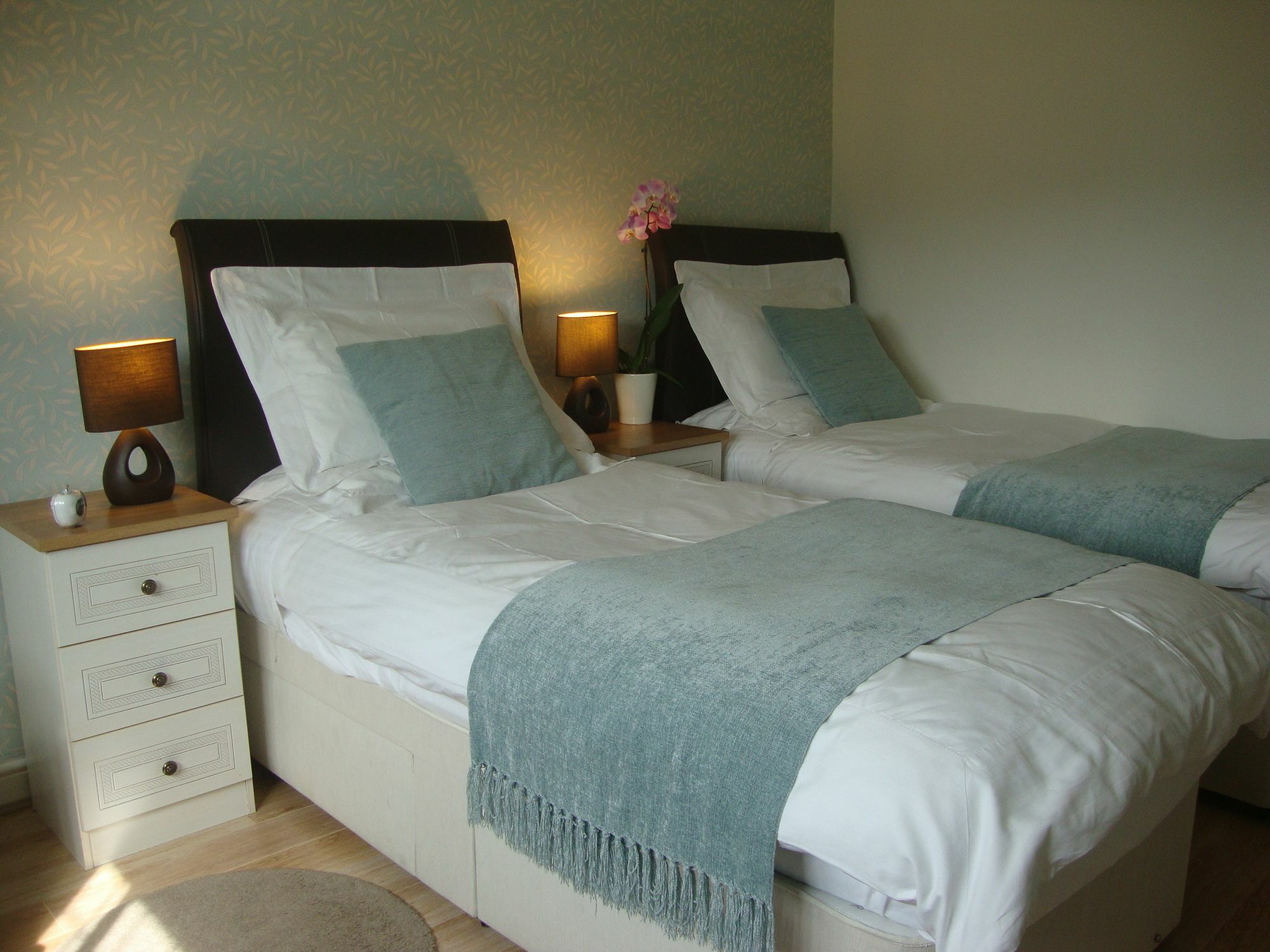 Canal View Bed And Breakfast Saxilby Exterior photo